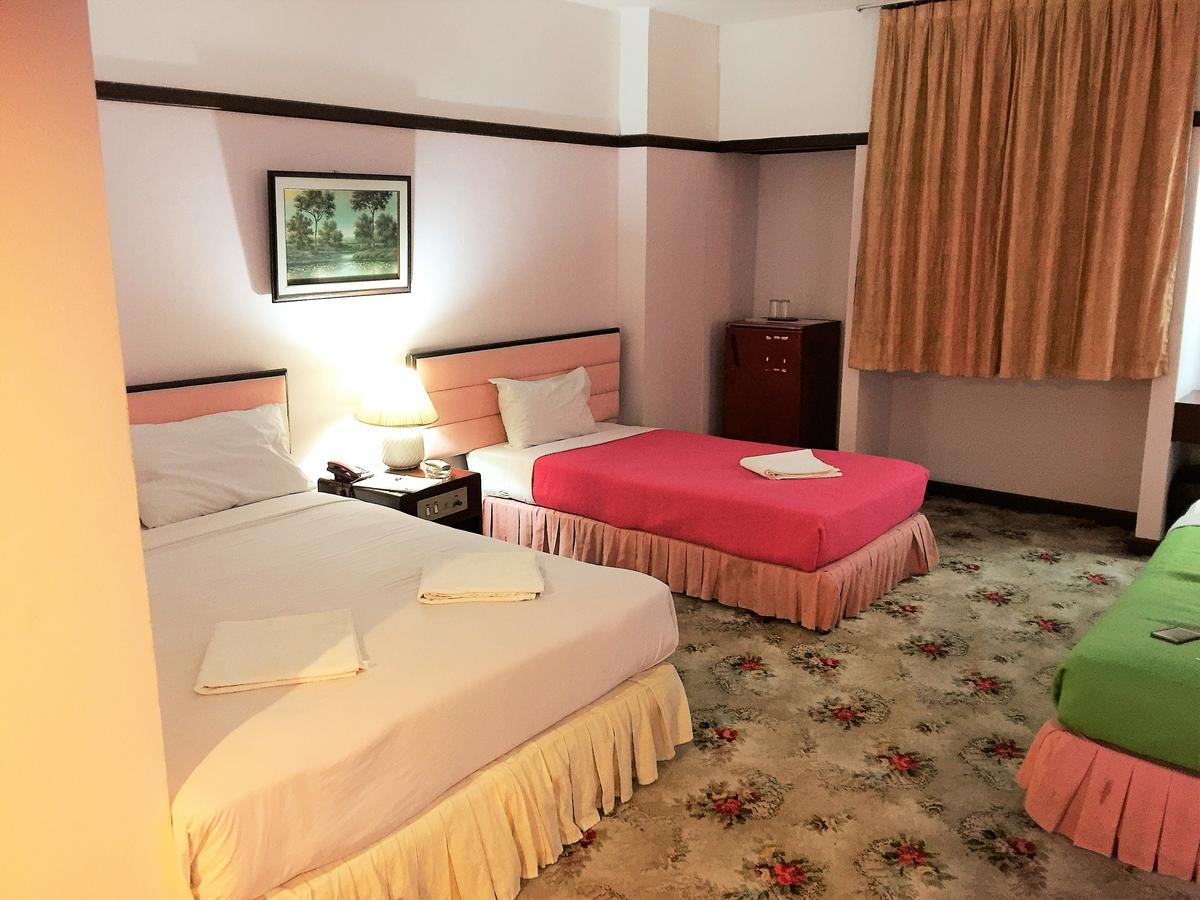 Phuket Daeng Plaza Hotel מראה חיצוני תמונה