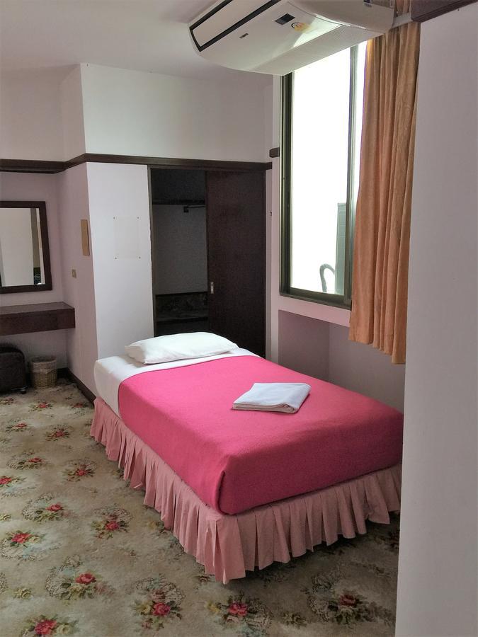 Phuket Daeng Plaza Hotel מראה חיצוני תמונה