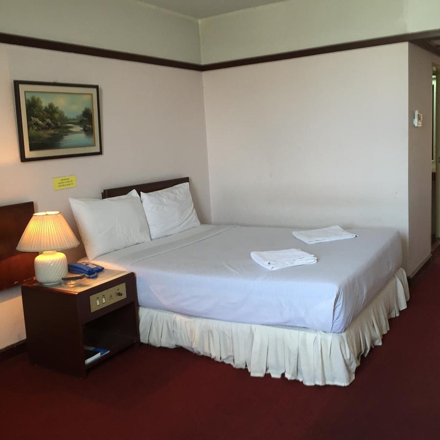 Phuket Daeng Plaza Hotel מראה חיצוני תמונה