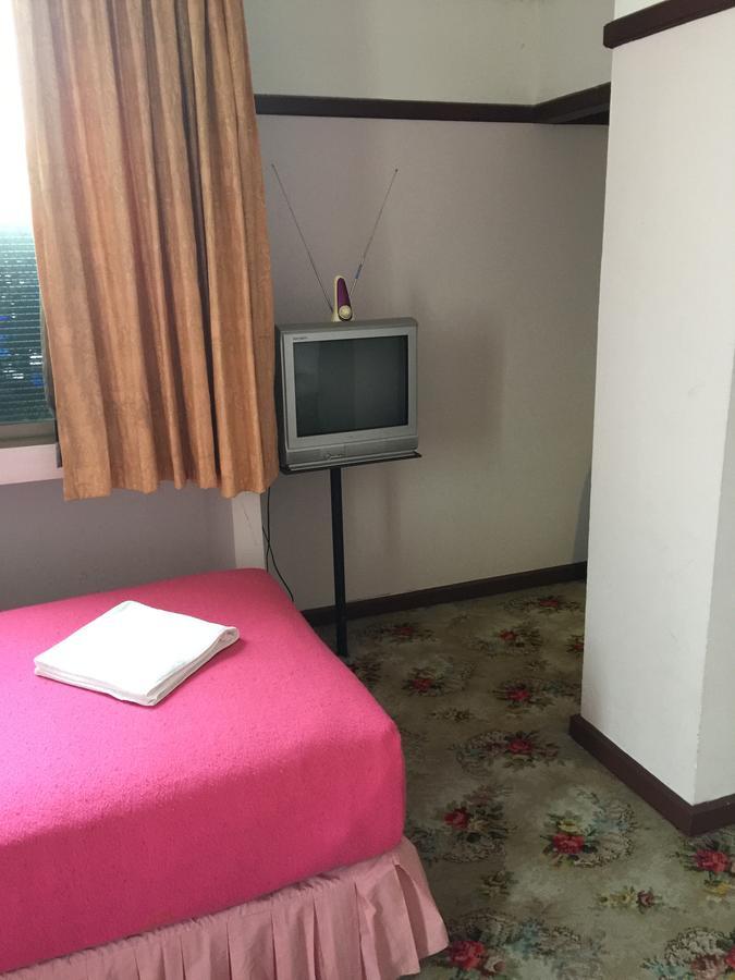 Phuket Daeng Plaza Hotel מראה חיצוני תמונה